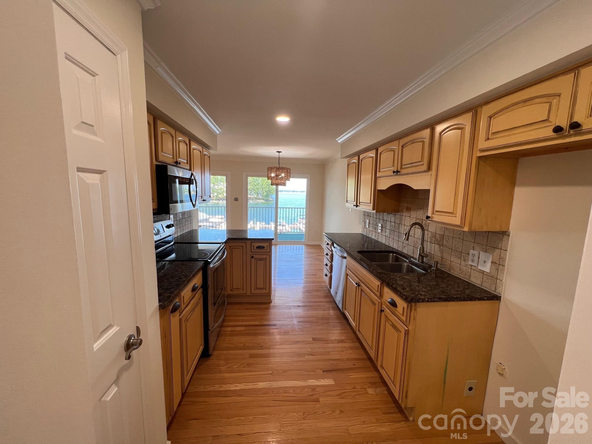 20407 Harborgate Court 400