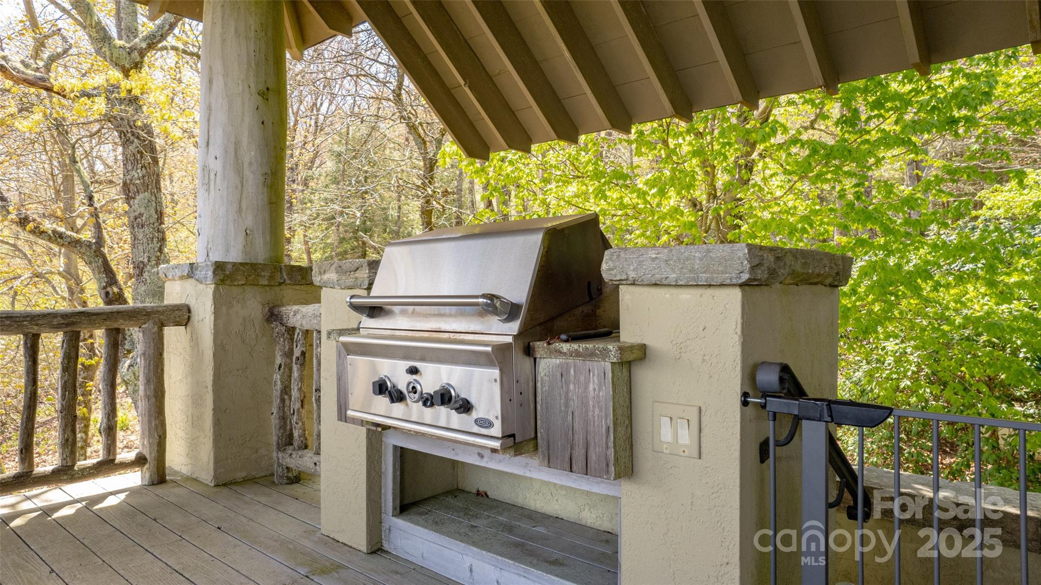 Lake Toxaway Estates - Residential