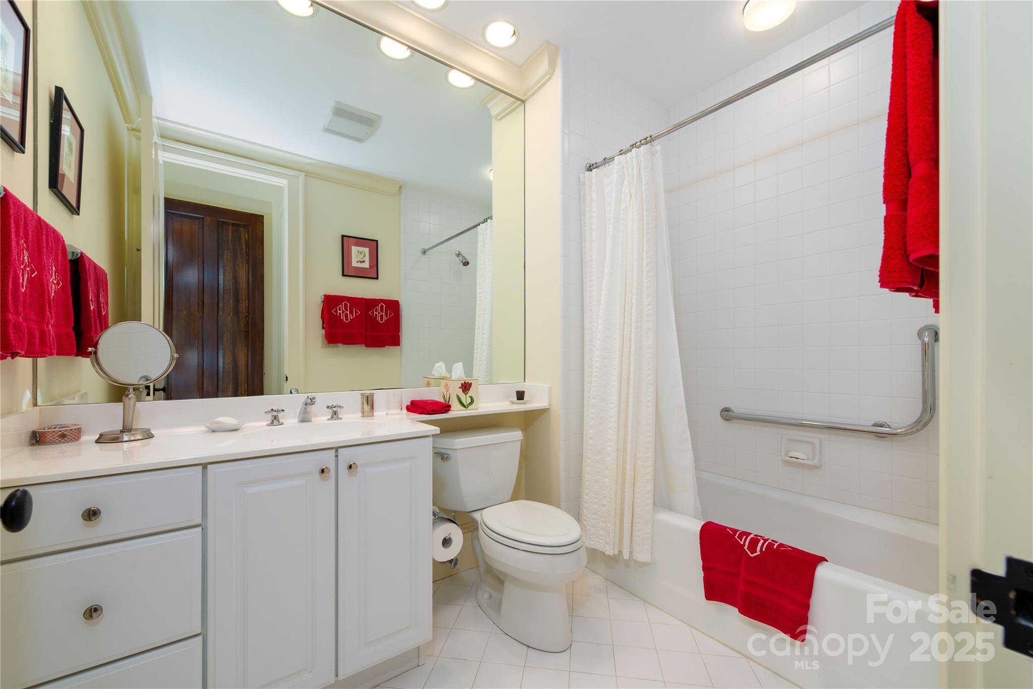 Lake Toxaway Estates - Residential