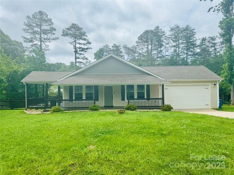 6835 Ingleside Drive Sherrills Ford NC 28673