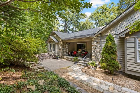 516 Overlook Drive Flat Rock NC 28731