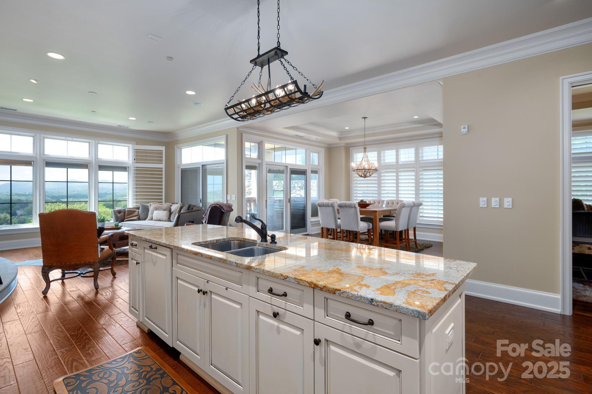 The Fitzgerald Condominium - Residential