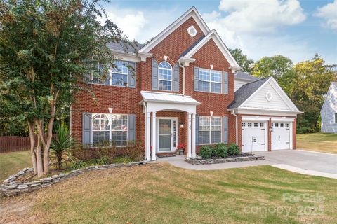 8137 Noland Woods Drive Charlotte NC 28277