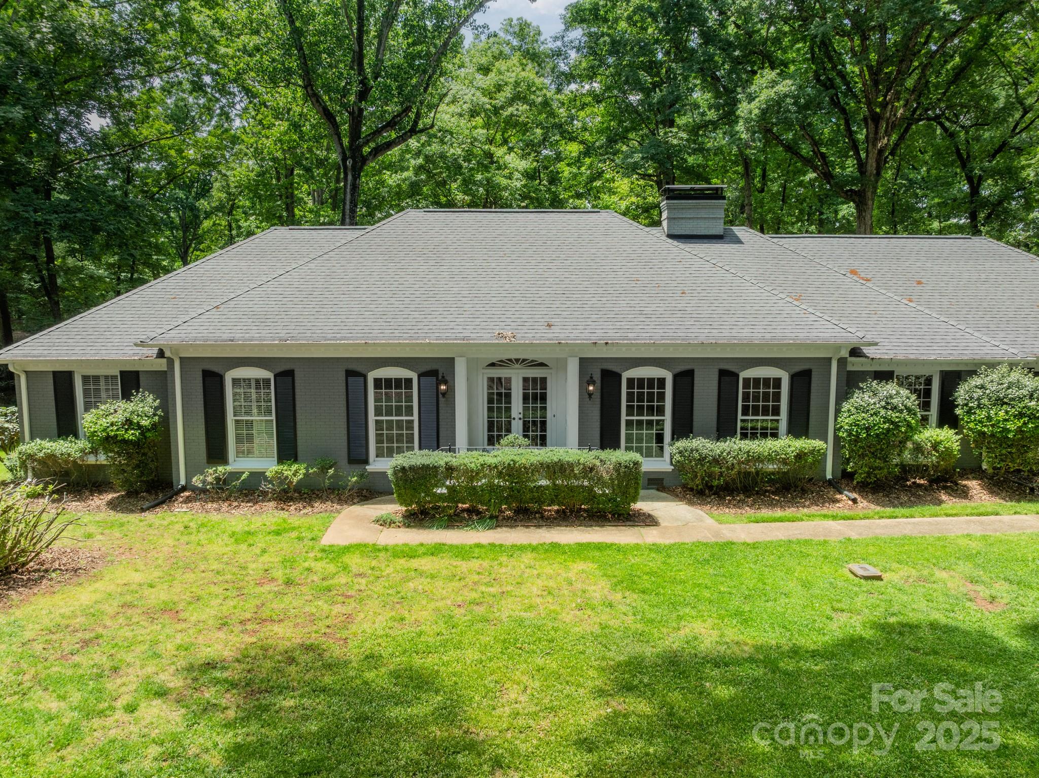 532 Courtney Lane