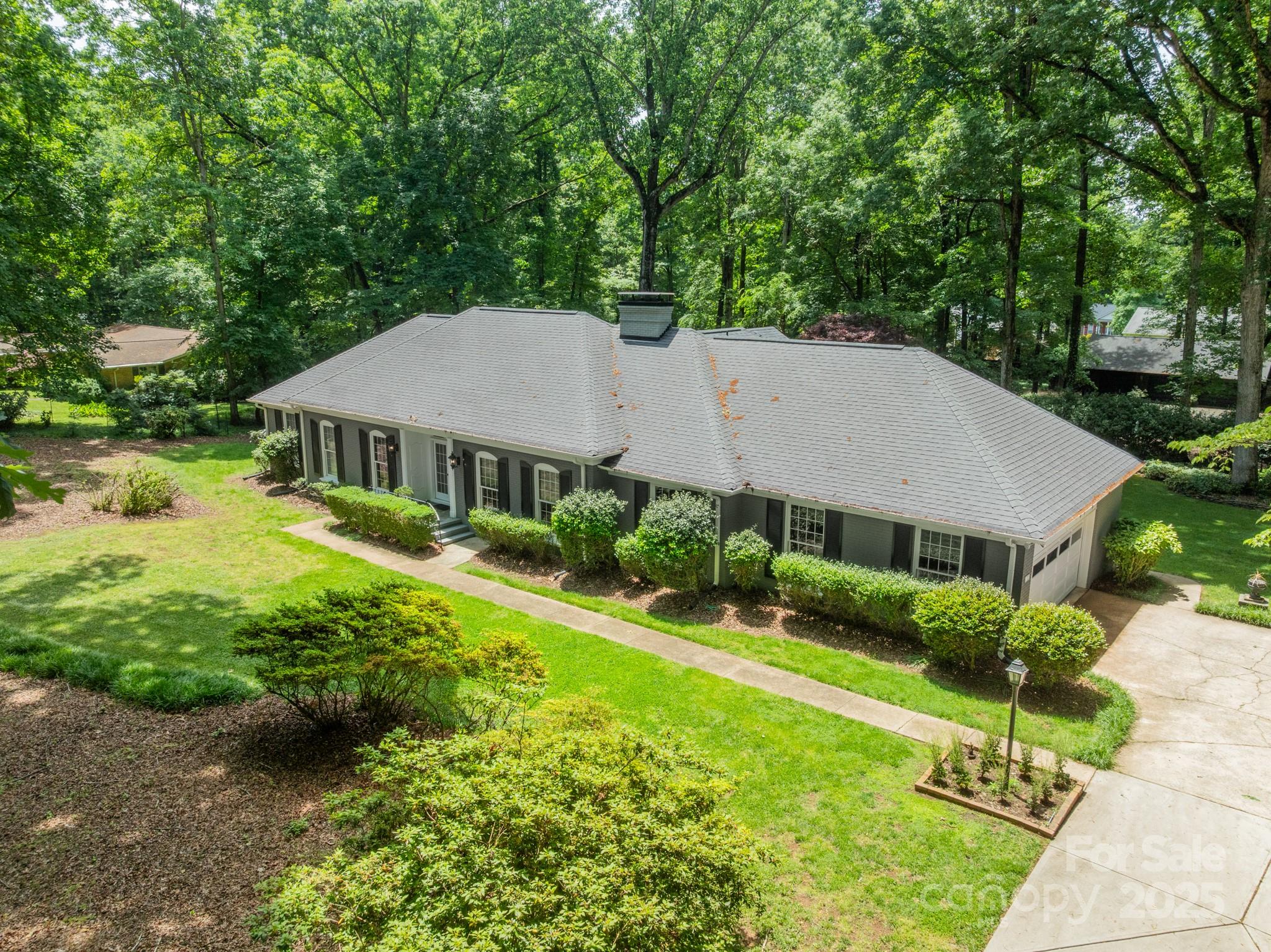 532 Courtney Lane