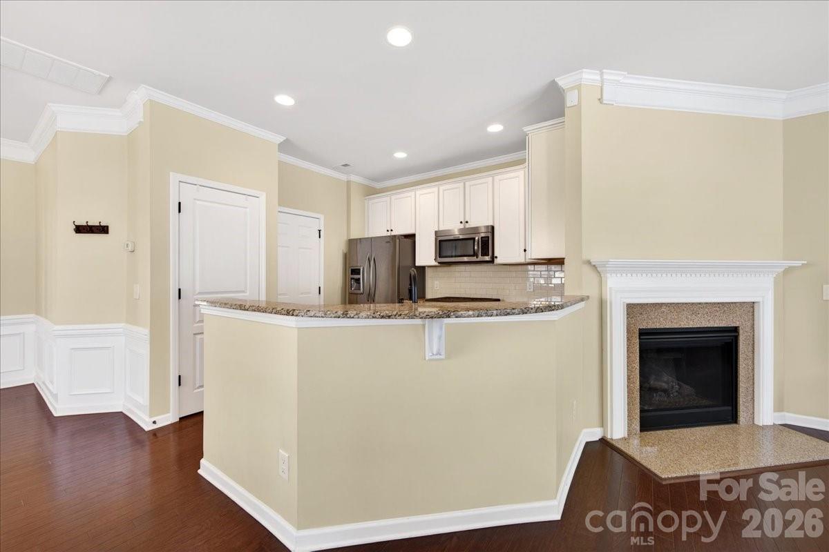 Park South Station - Residential