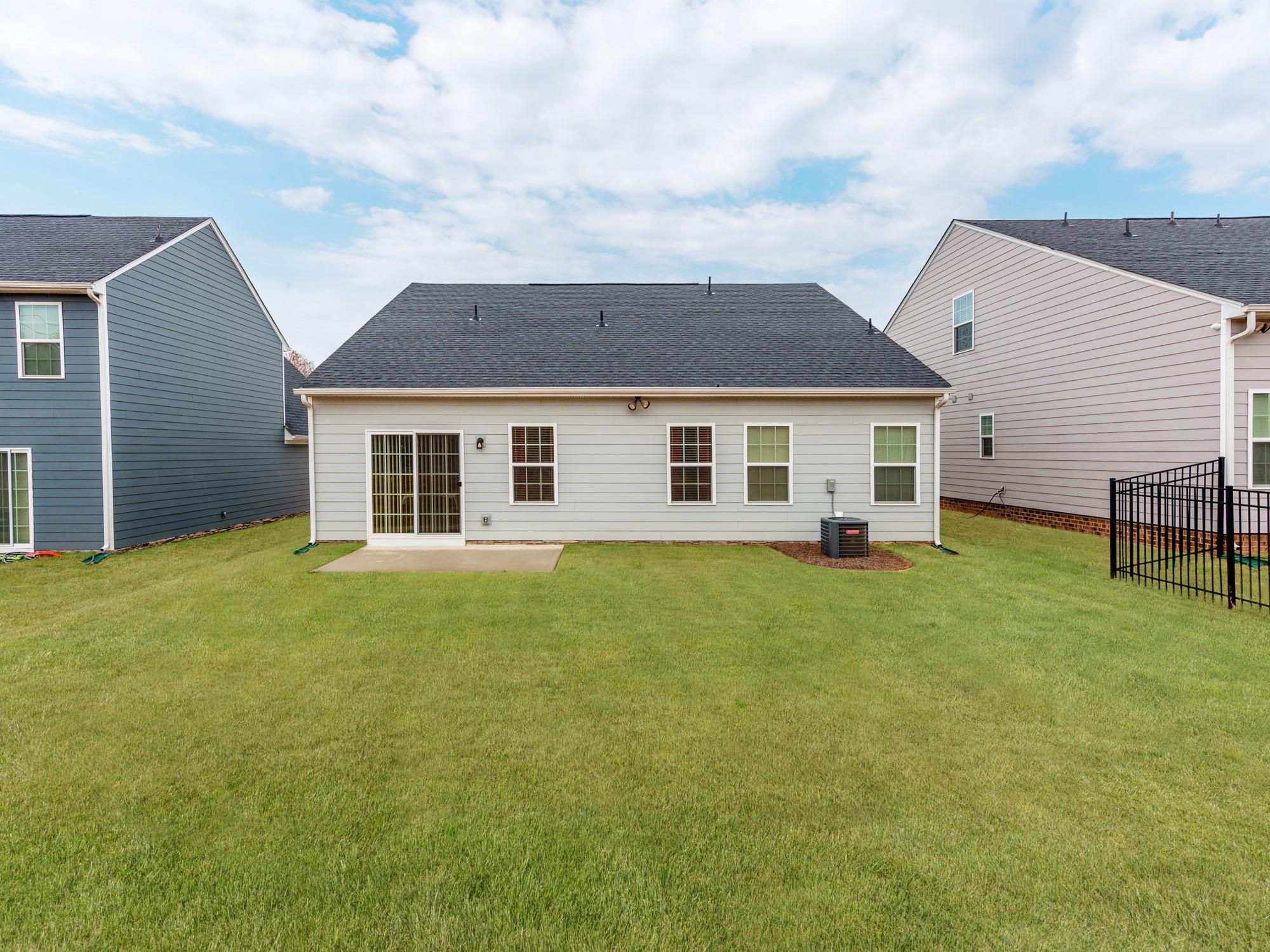 cottage green - Residential