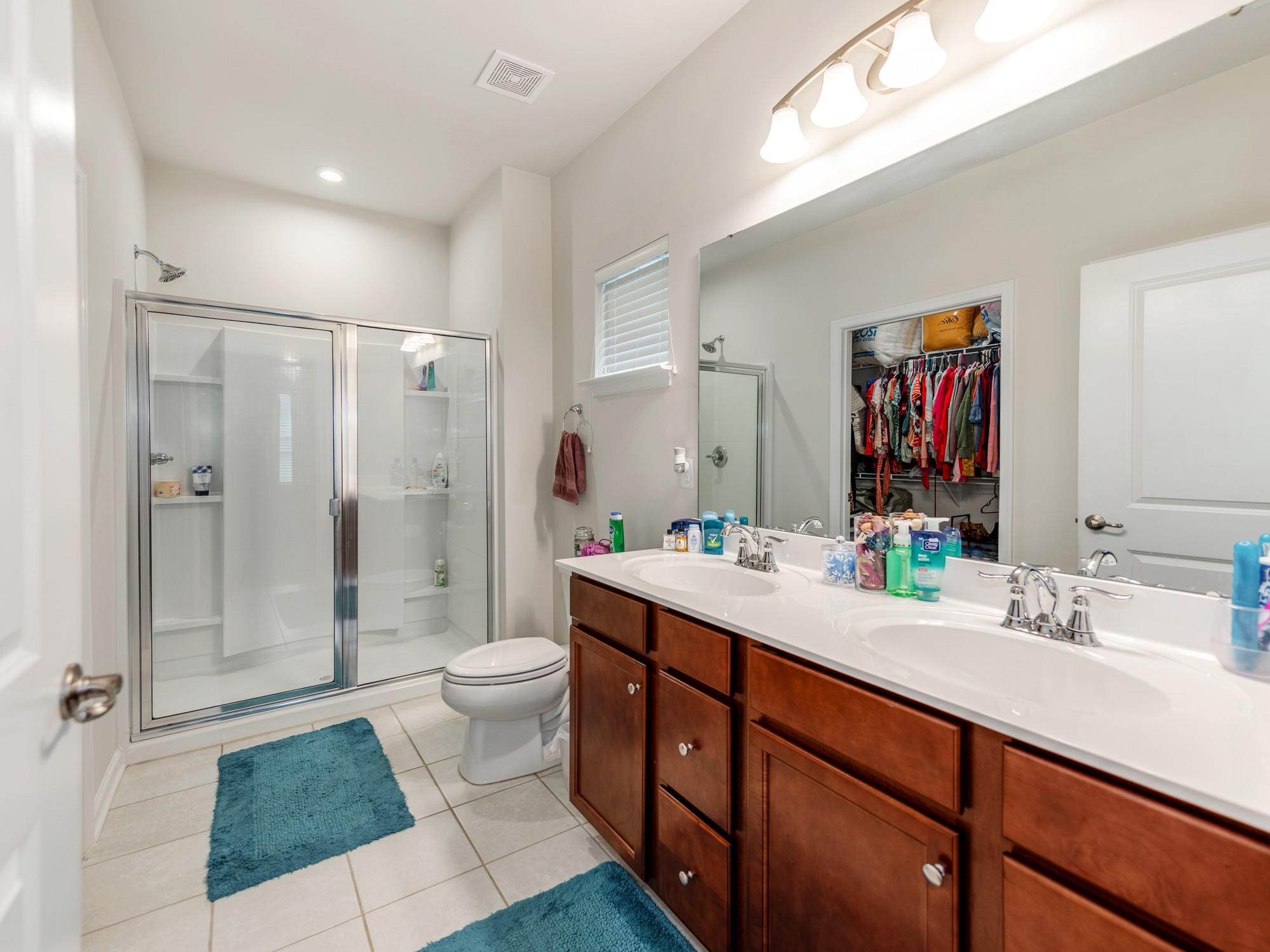 cottage green - Residential