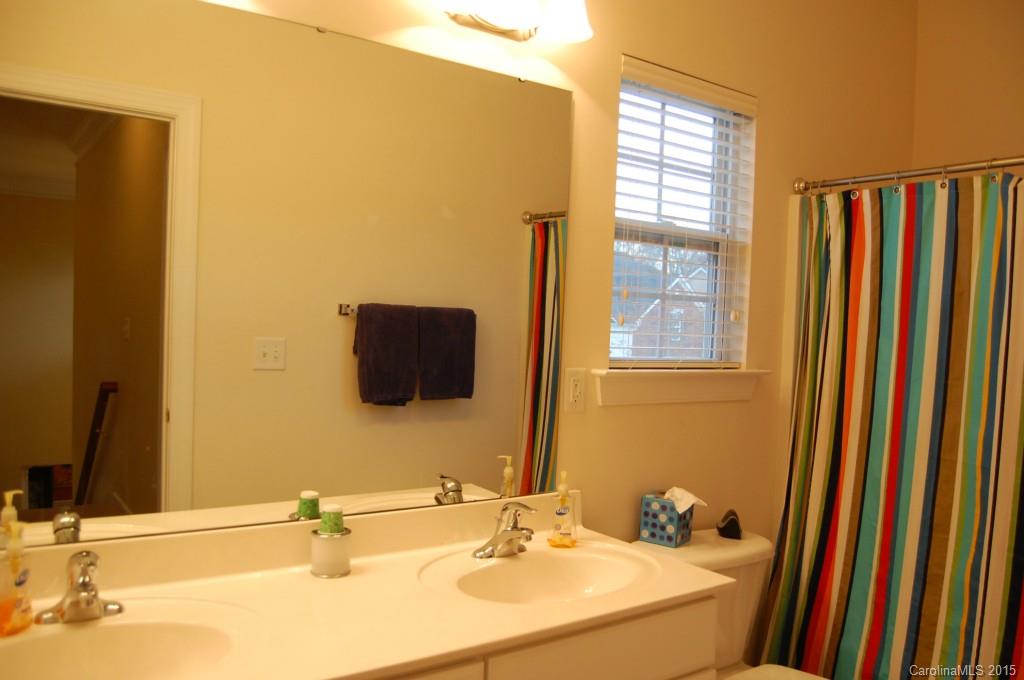 Rocky River Crossing - Residential