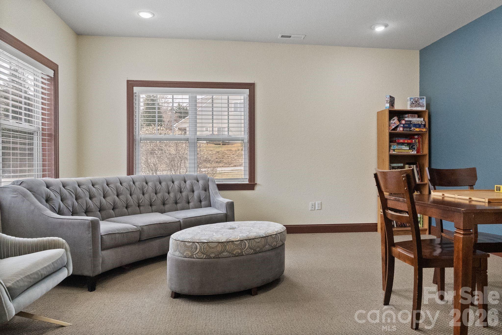 Fox Glen - Residential