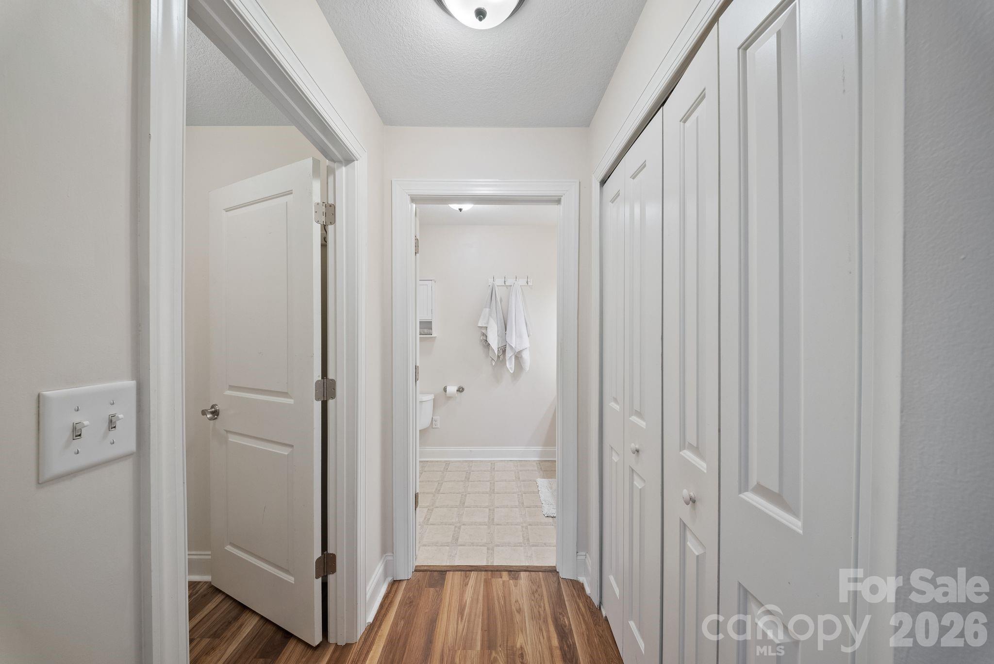 Fox Glen - Residential