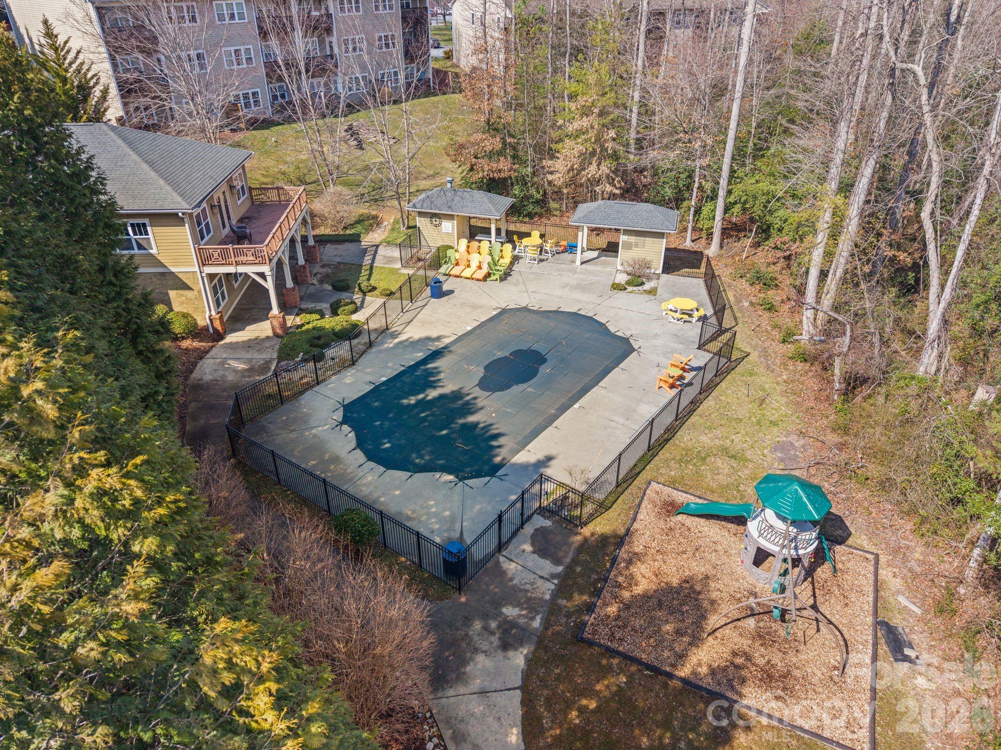 Fox Glen - Residential