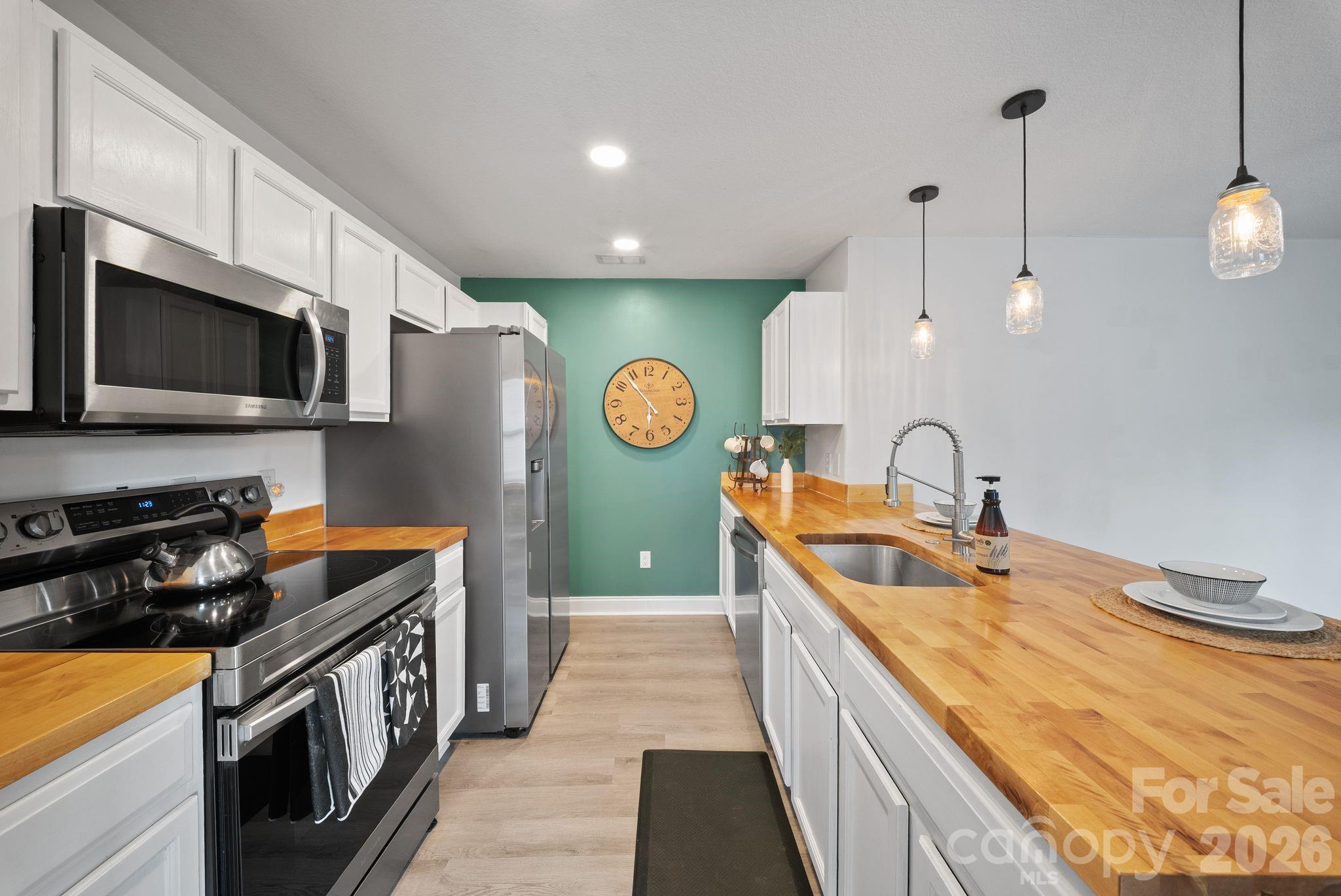 Fox Glen - Residential