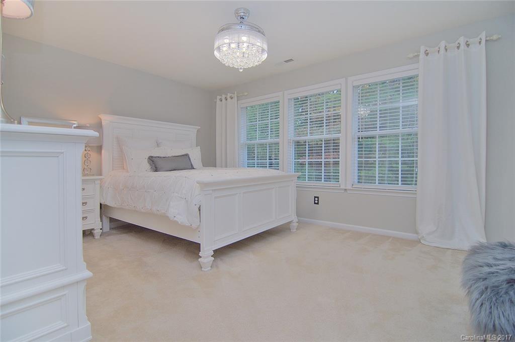 Lake Shore - Residential