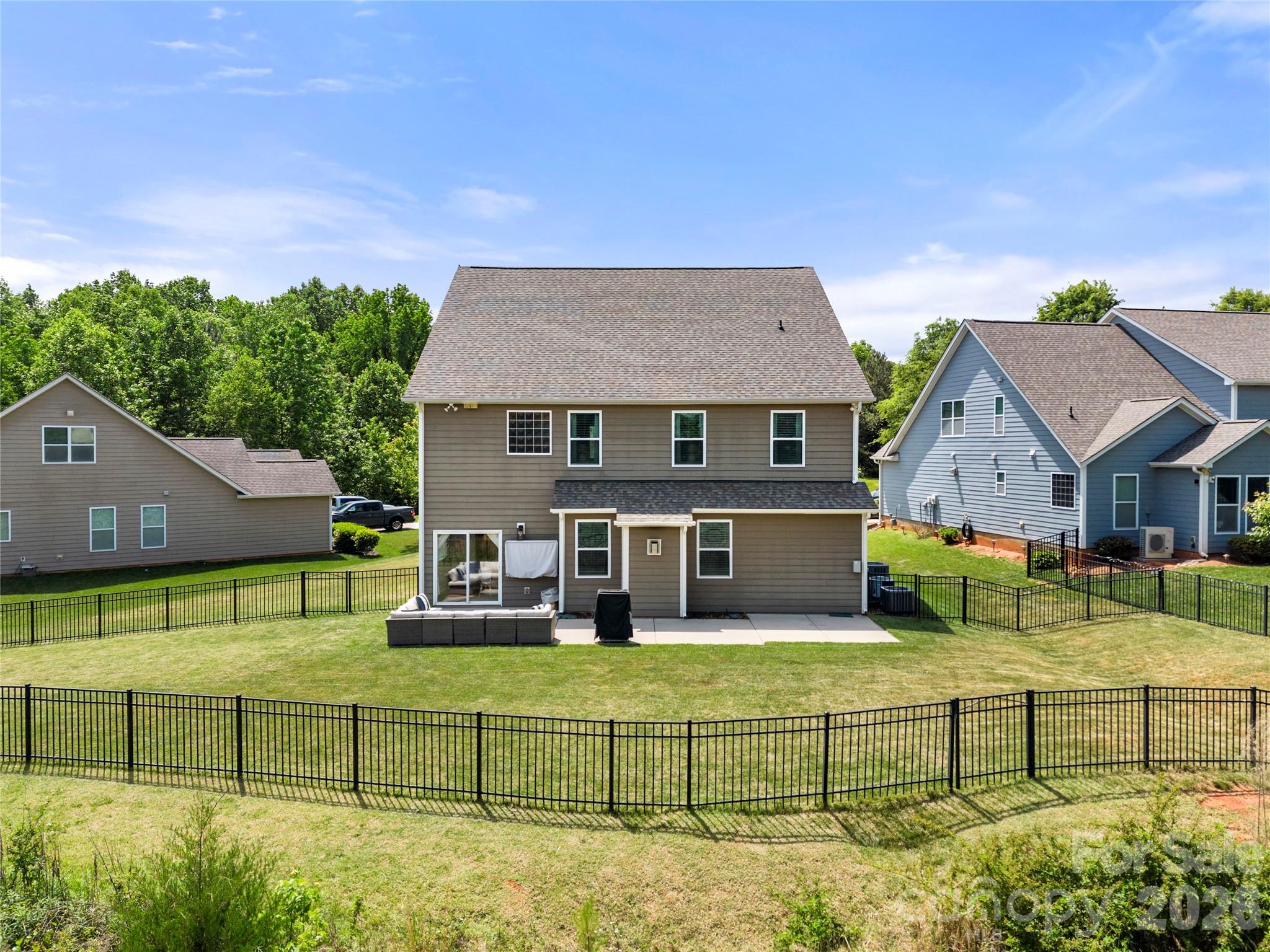 The Vineyards on Lake Wylie - Residential