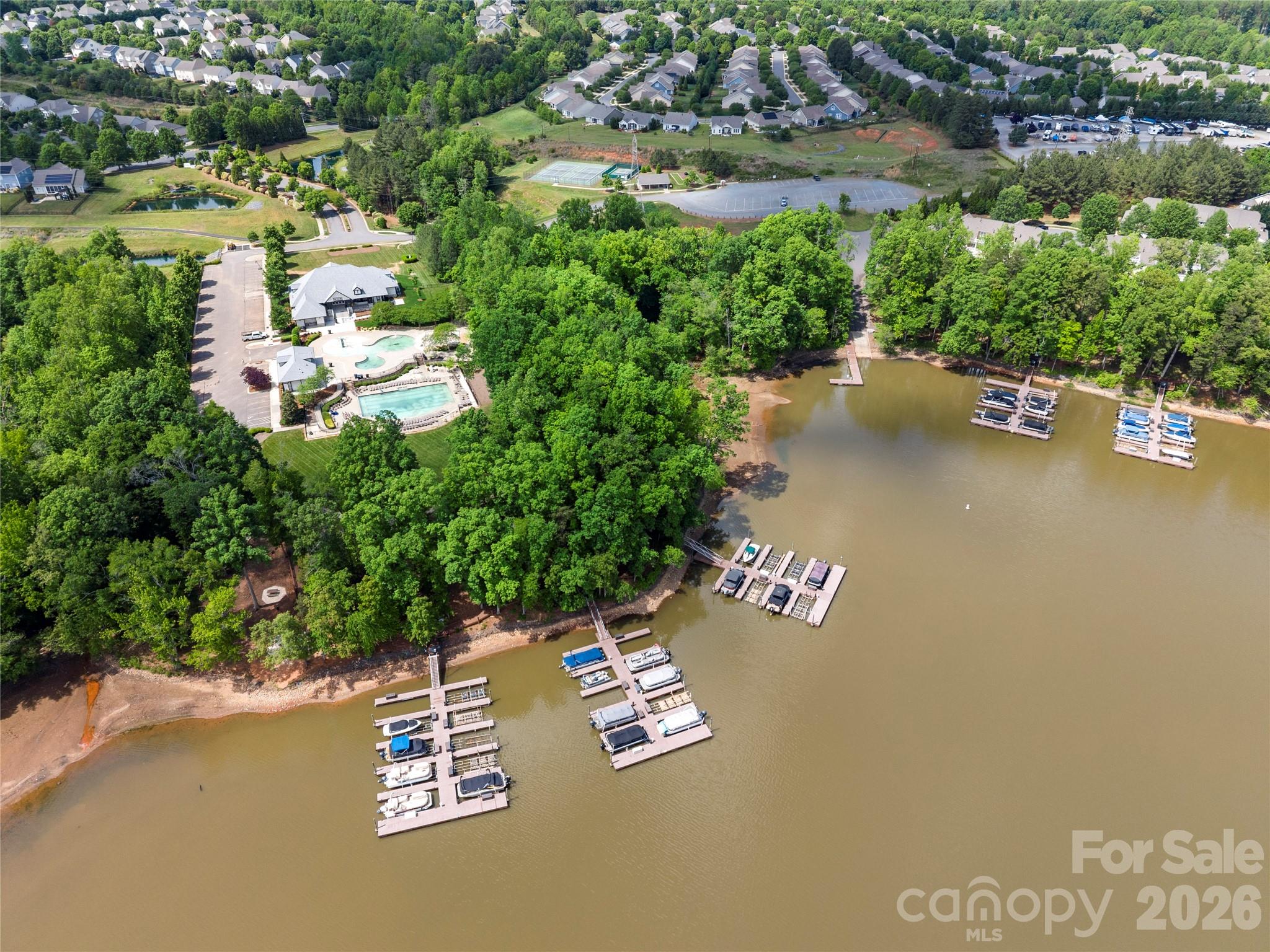 The Vineyards on Lake Wylie - Residential