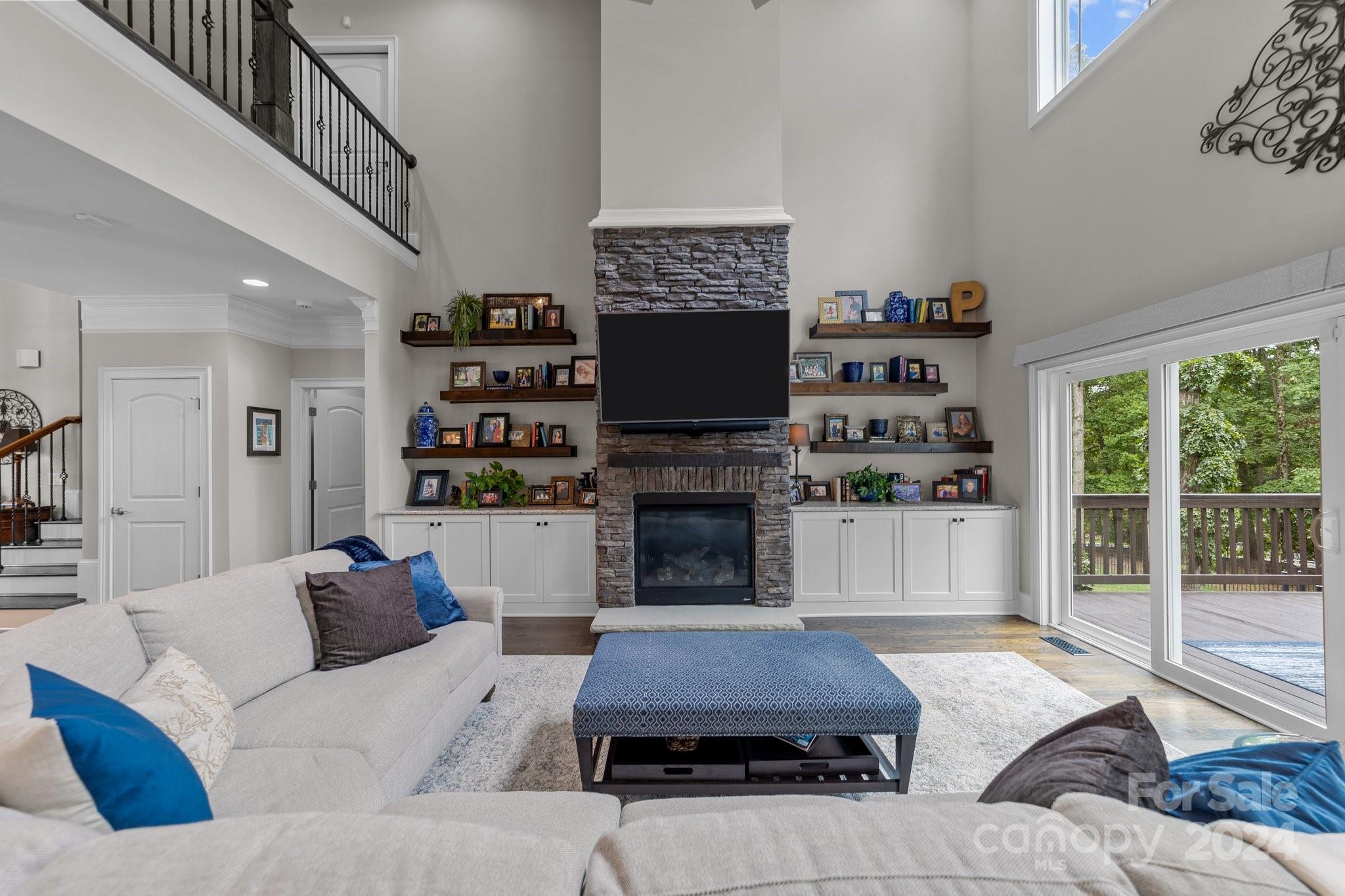 Woodleaf - Residential