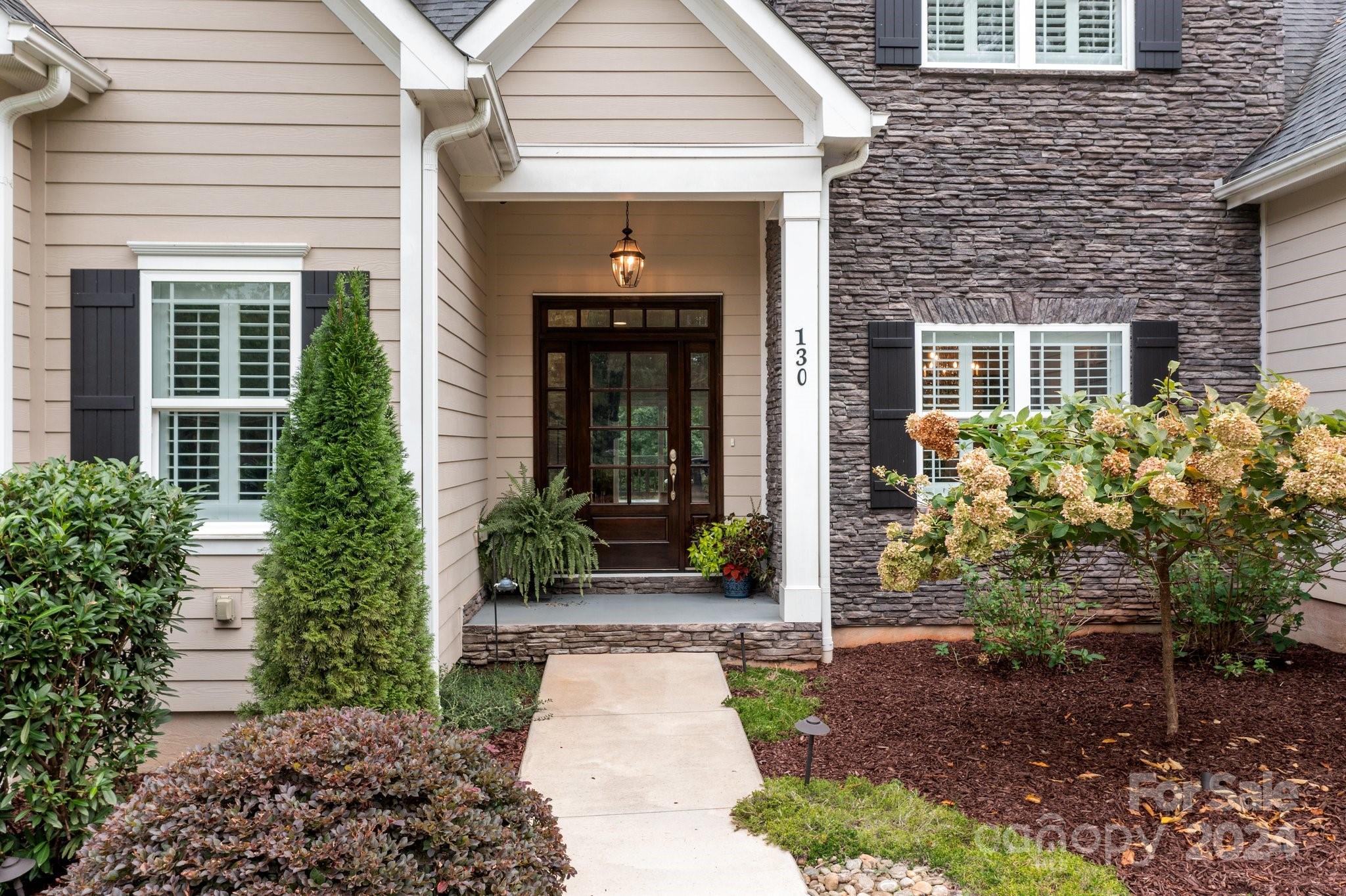 Woodleaf - Residential