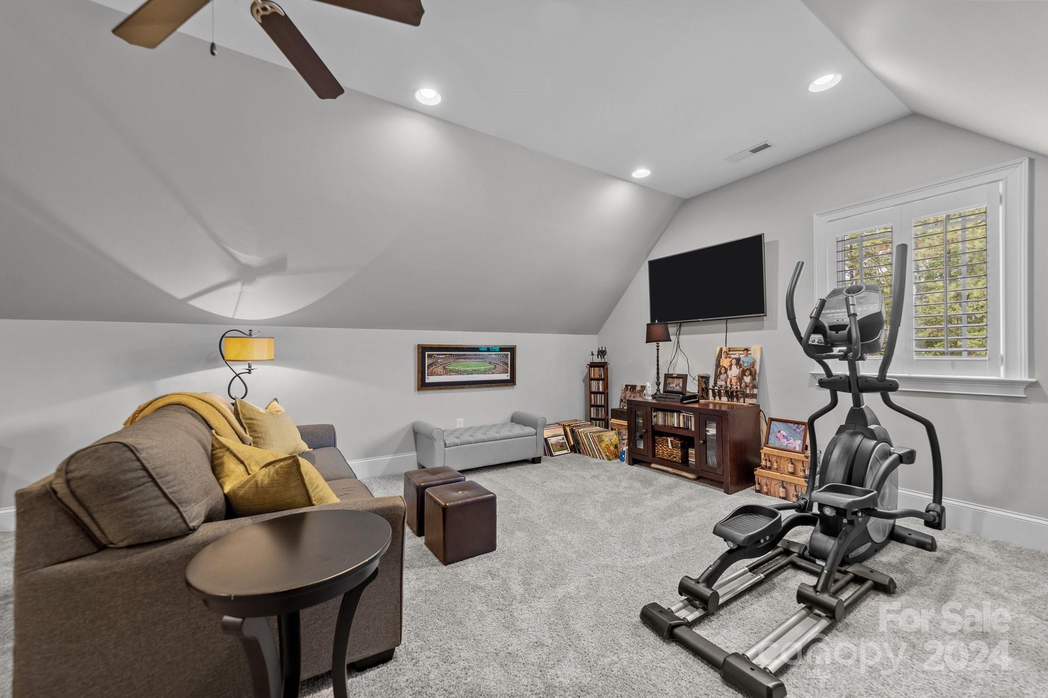 Woodleaf - Residential