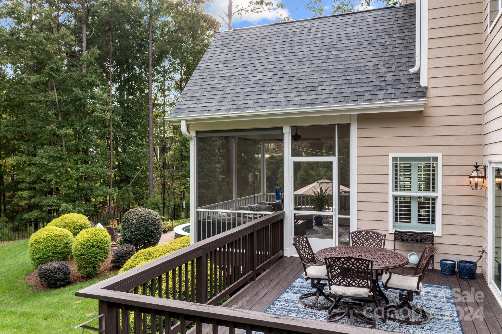 Woodleaf - Residential