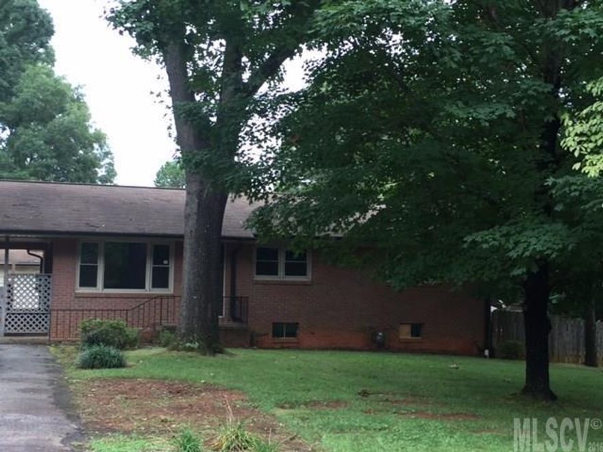 3 bedroom 1 bath brick home in NE Hickory.  Near restaurants, schools, churches and the McDonald Parkway thoroughfare.  Easy access to main roads and the mall.  Full unfinished basement for expansion.  Located on a dead end street.  Mature landscaping.  Large storage building near house.  Great price.  This one won't last long.  Property is being sold in strictly as is condition.  Selle r to make no repairs.