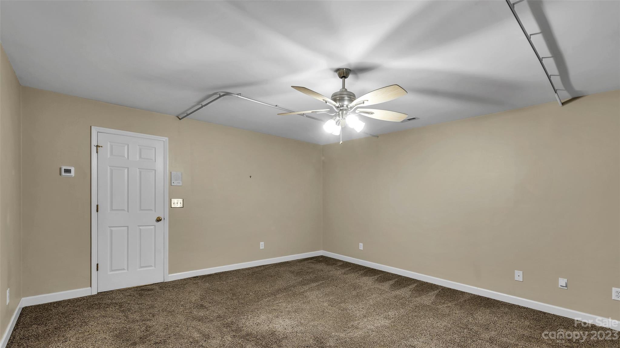 The Lakes at Raintree - Residential