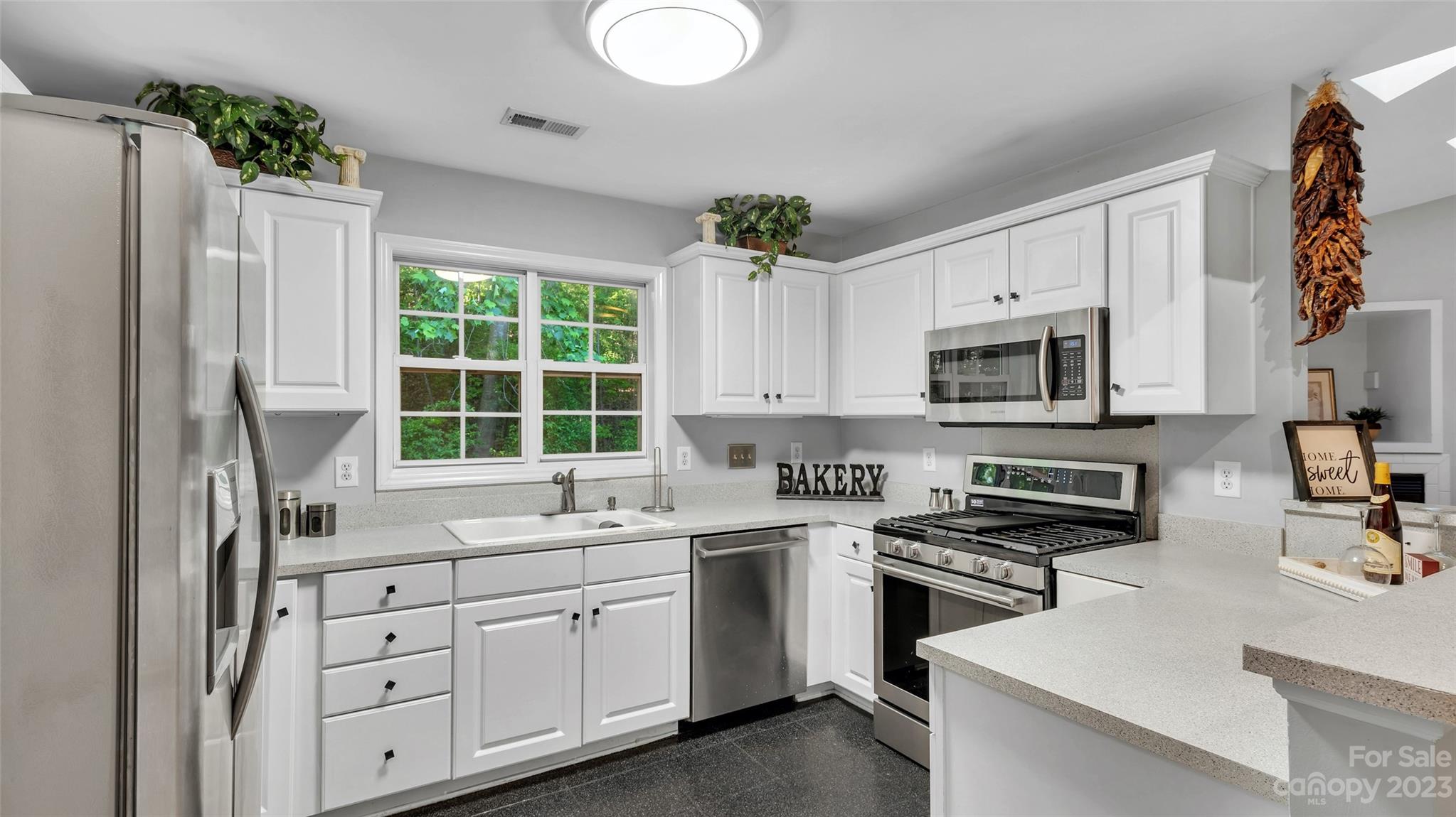 The Lakes at Raintree - Residential