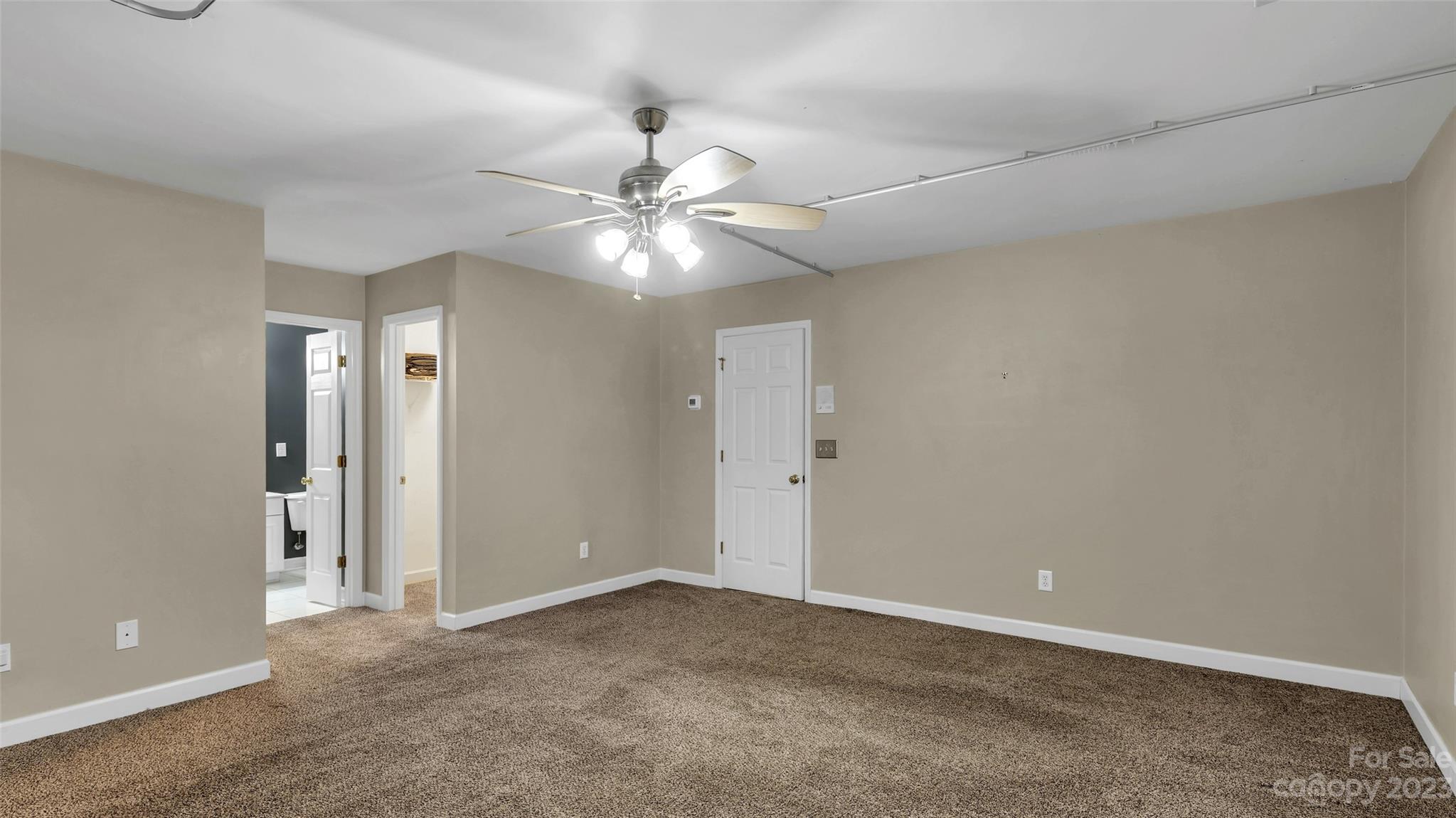 The Lakes at Raintree - Residential