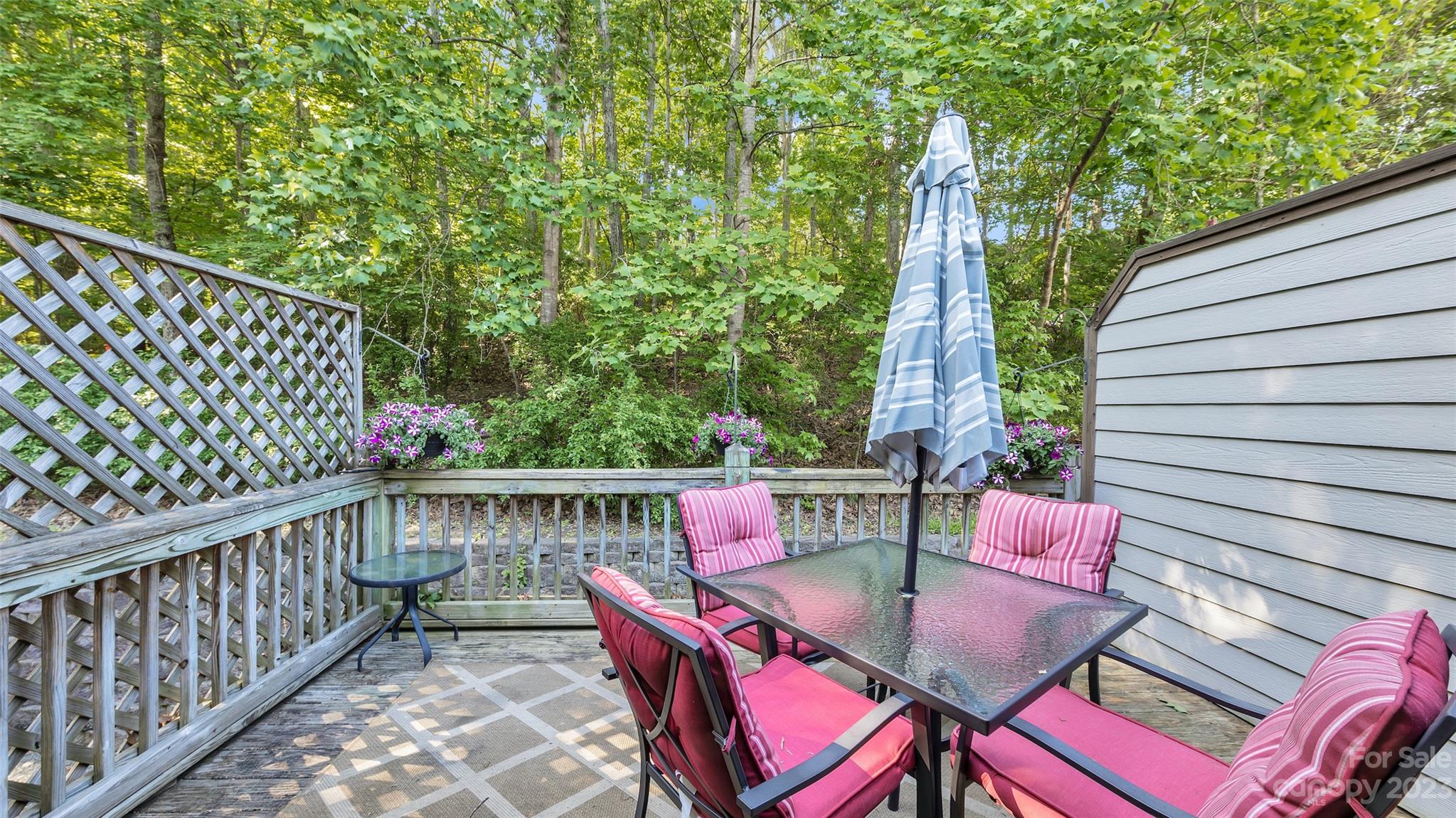 The Lakes at Raintree - Residential