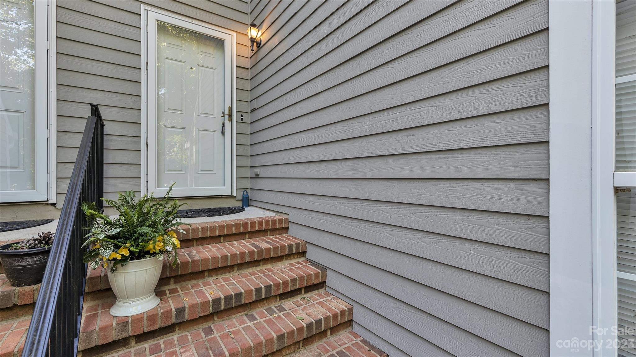 The Lakes at Raintree - Residential