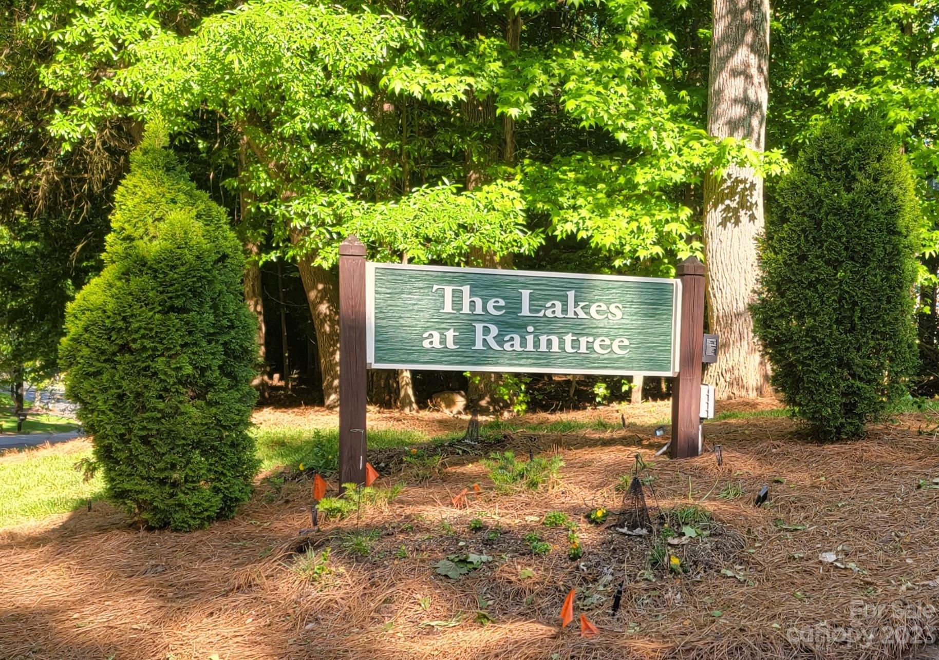The Lakes at Raintree - Residential