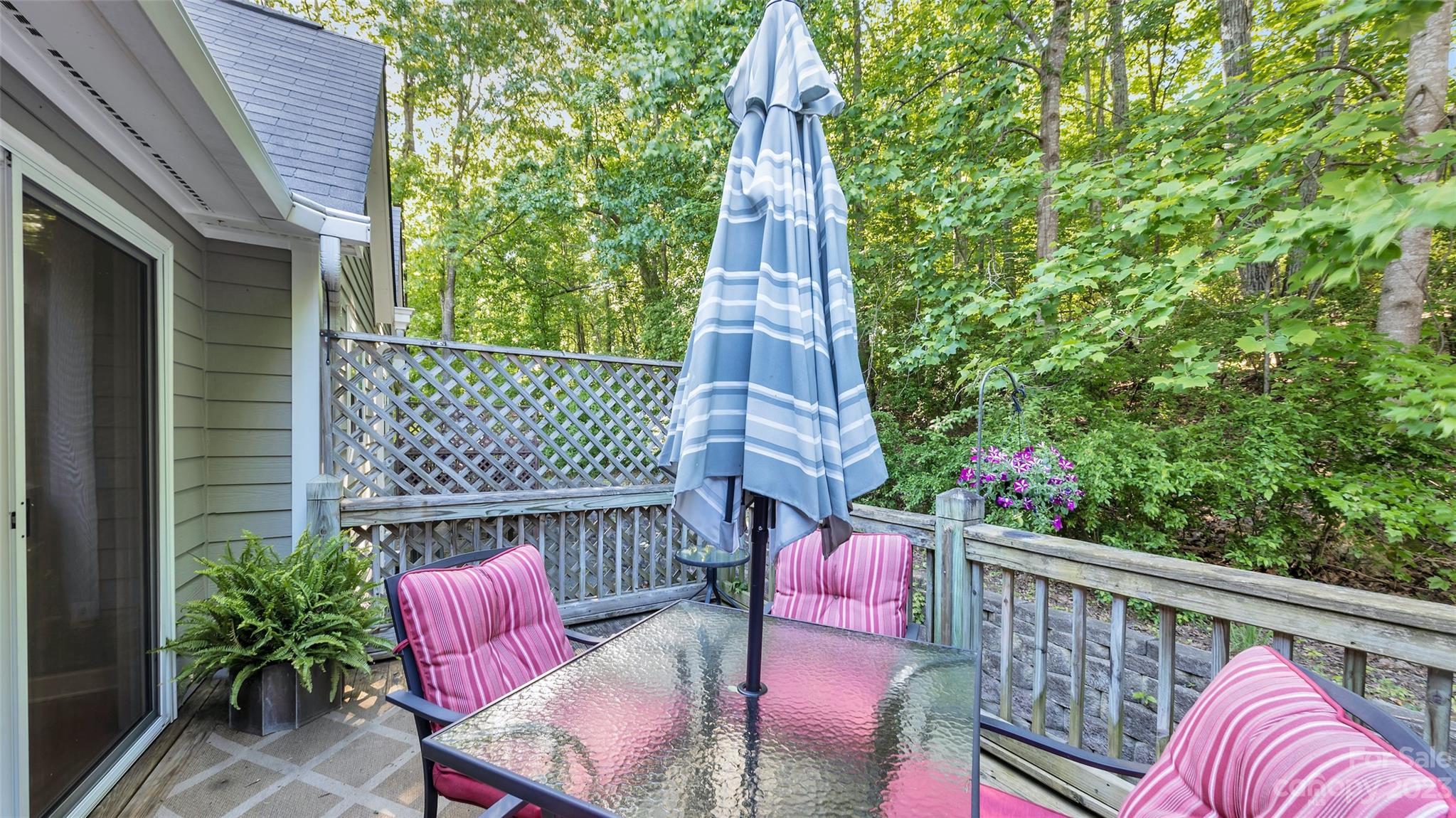 The Lakes at Raintree - Residential