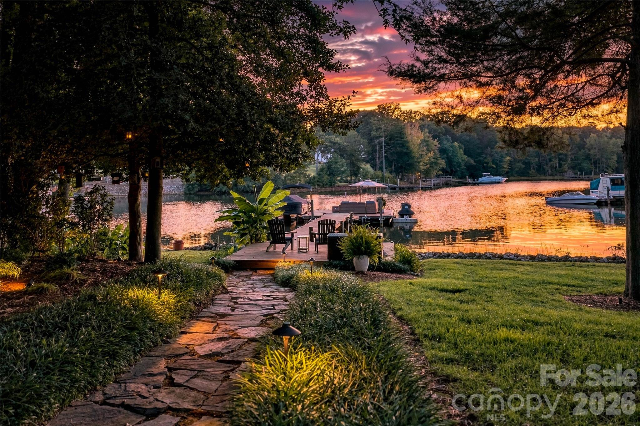 8172 Malibu Pointe Lane