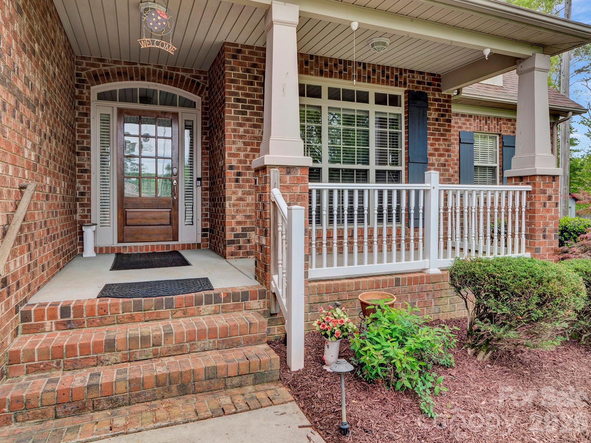 2005 Brookhollow Court