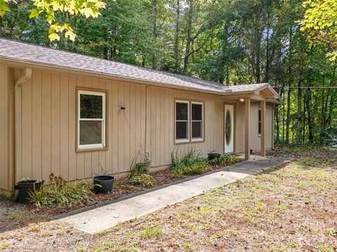 158 Dover Lane Spruce Pine NC 28777