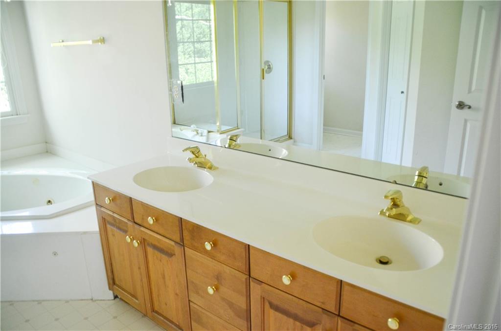 Hampton Ridge - Residential