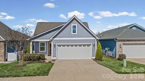 Photo of 5197 Looking Glass Trail, Denver, NC 28037 (MLS # 4358338)