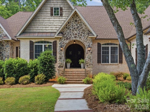 Photo for 2894 Lakeshore Drive