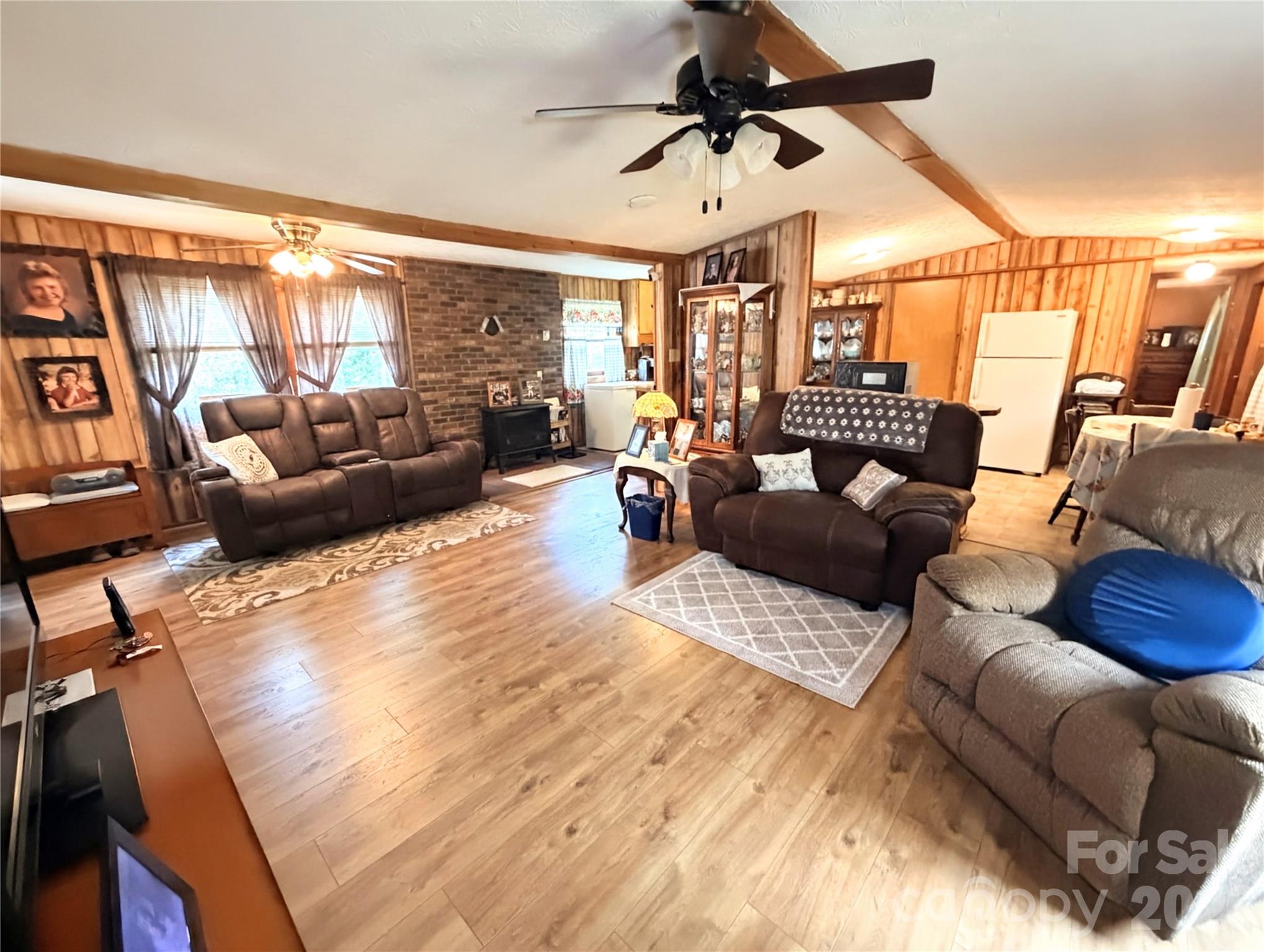 139 N Ridge Drive