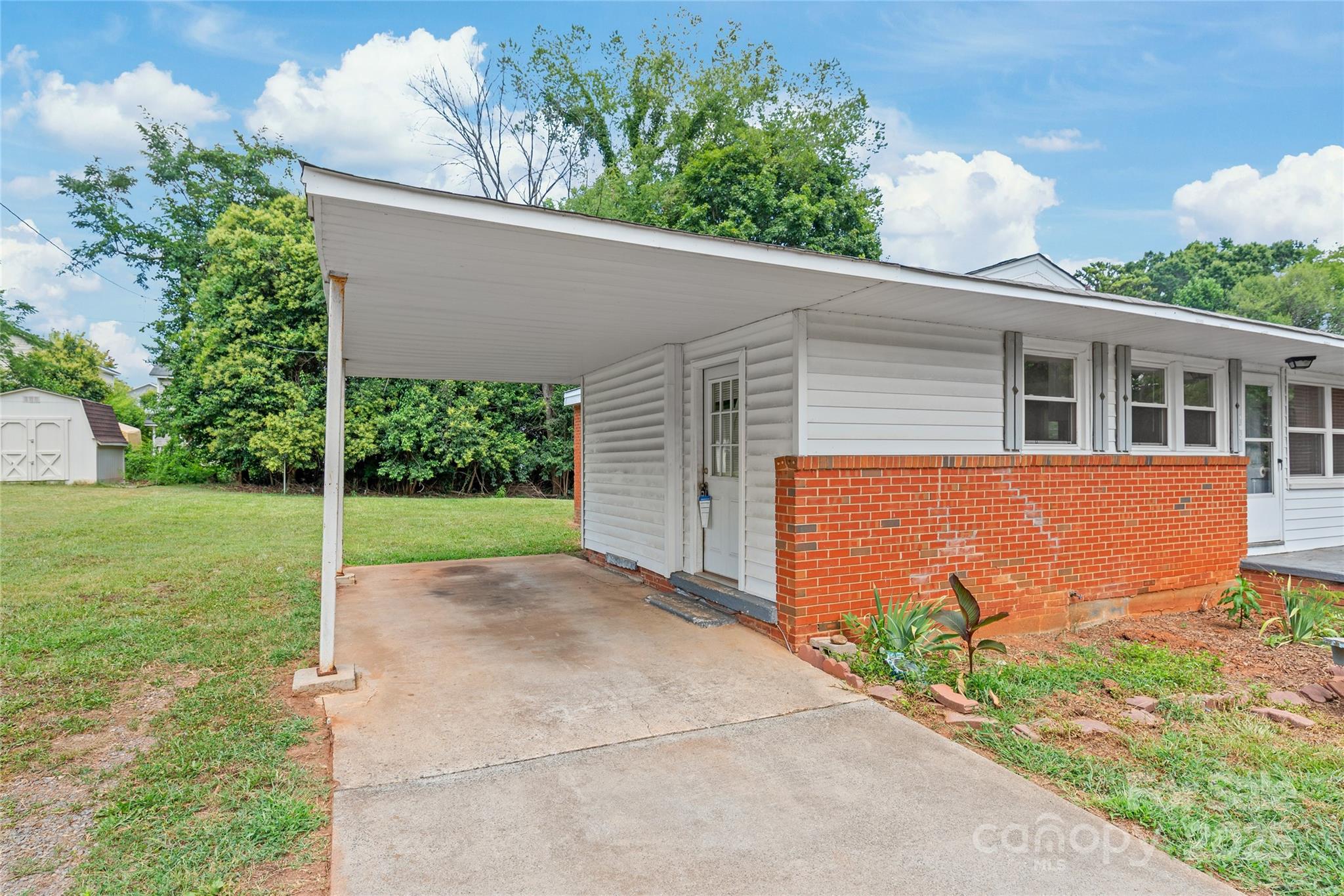 105 Willetta Drive