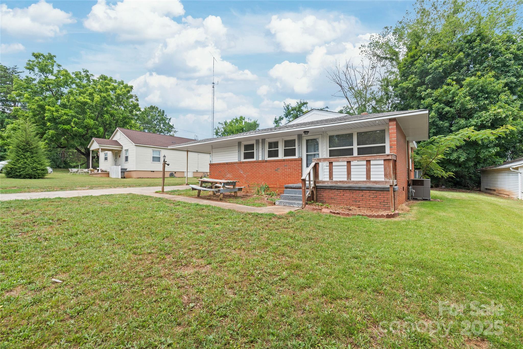105 Willetta Drive