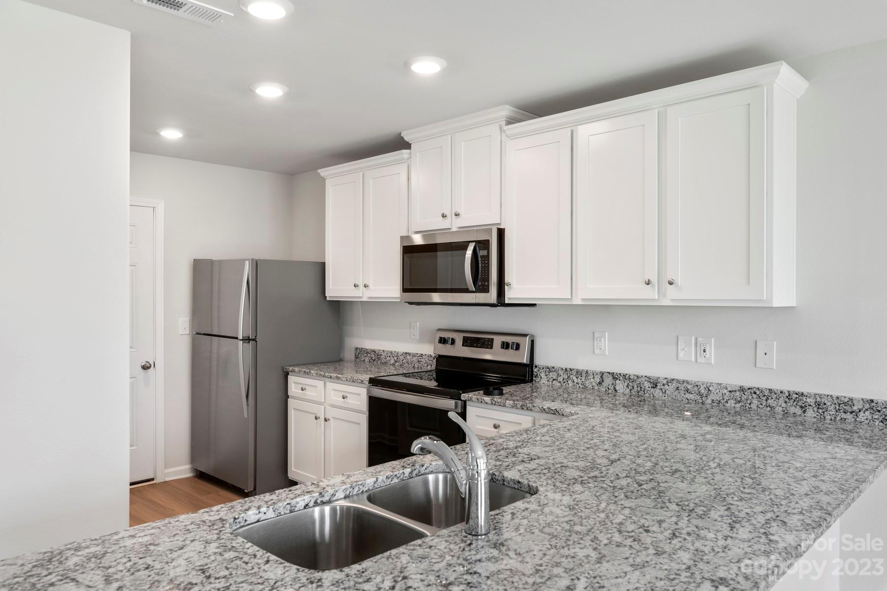 Knights Bridge - Residential