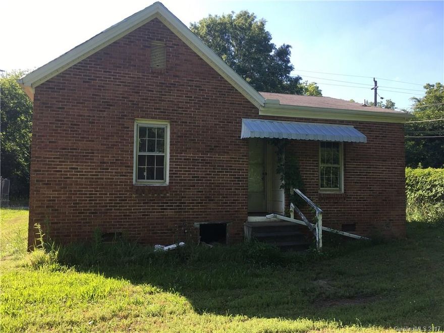 Investors dream!  This is a great home with a nice size corner lot that is ready to go.  This property is being sold as is.