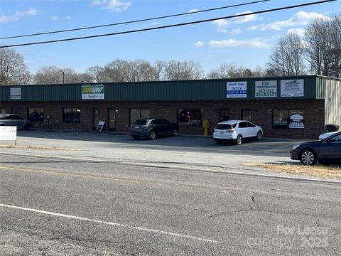 Photo of 511 Island Ford Road, Maiden, NC 28650 (MLS # 4331073)