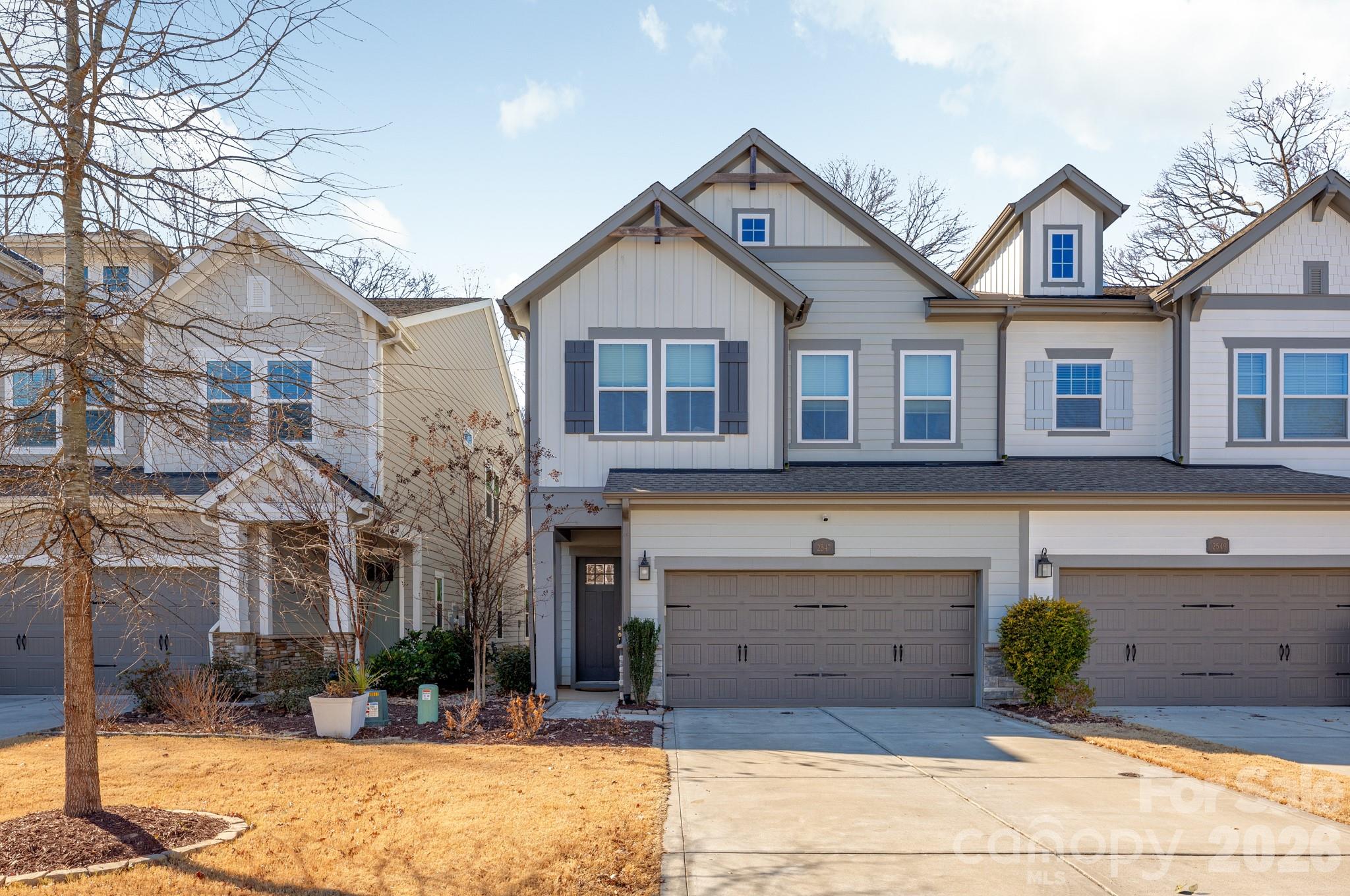 Villa Heights - Residential