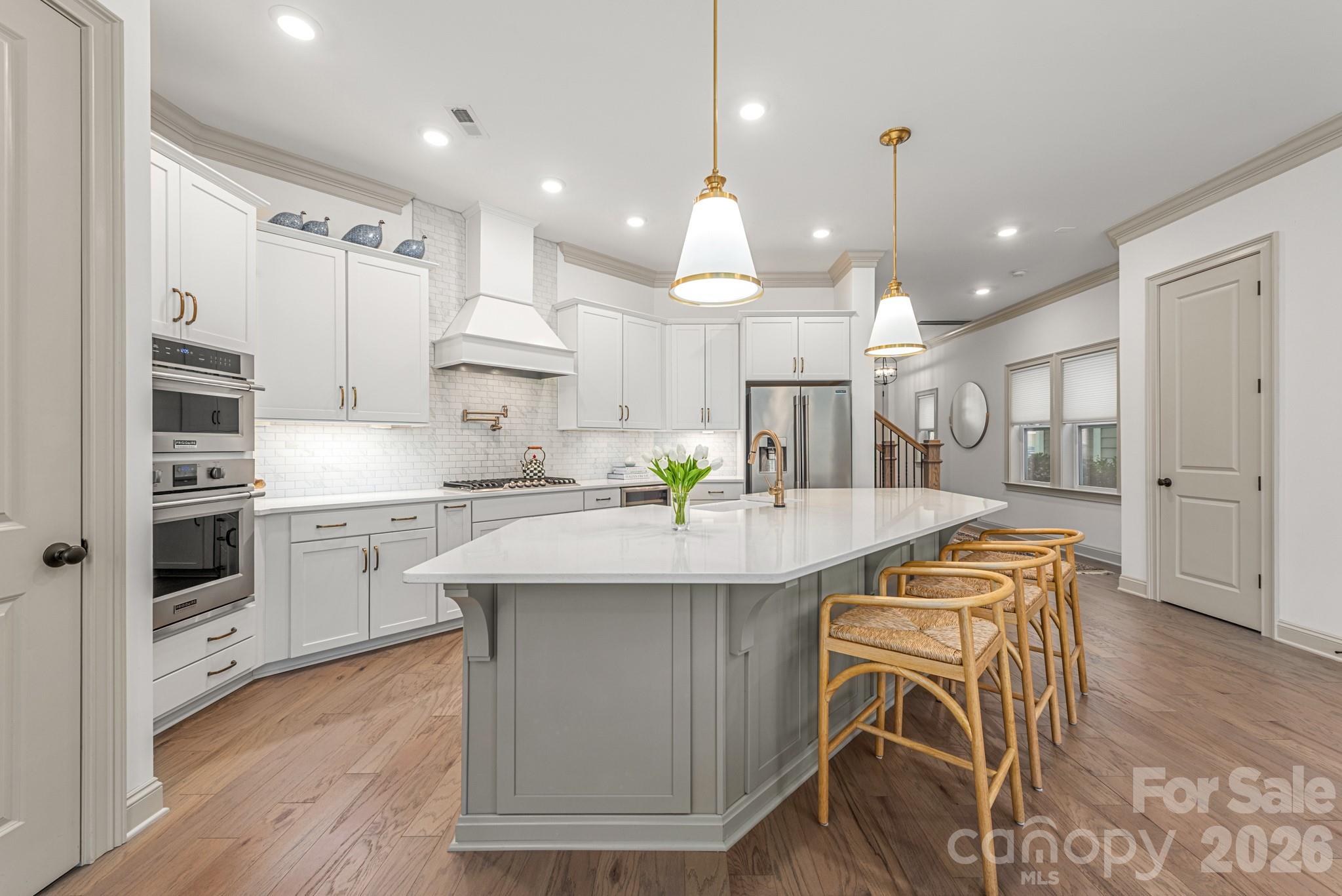 Villa Heights - Residential