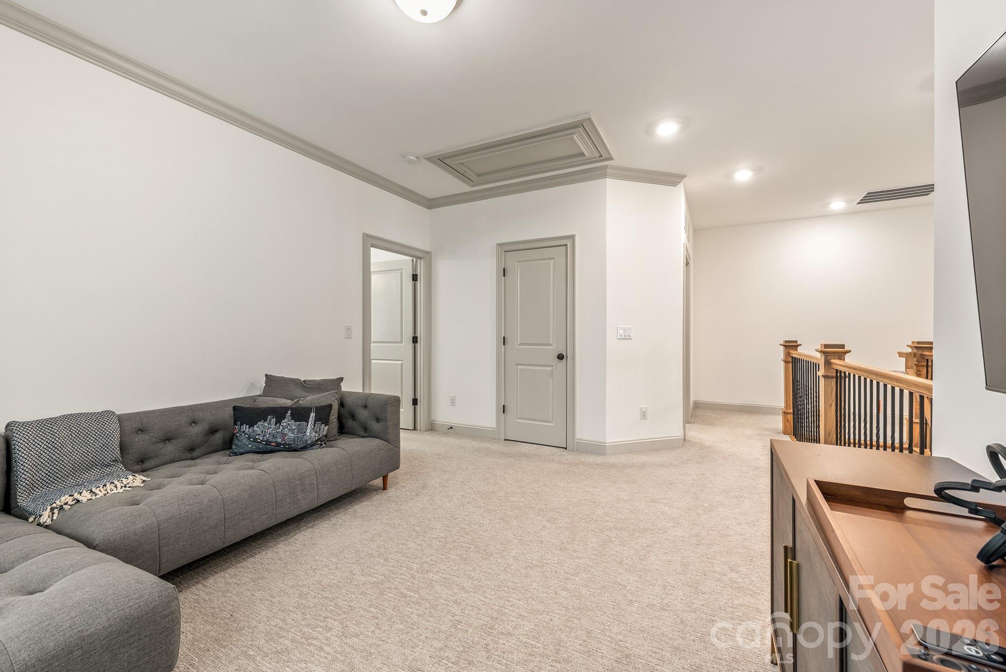 Villa Heights - Residential