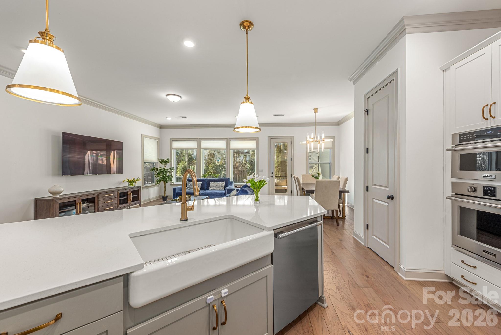 Villa Heights - Residential