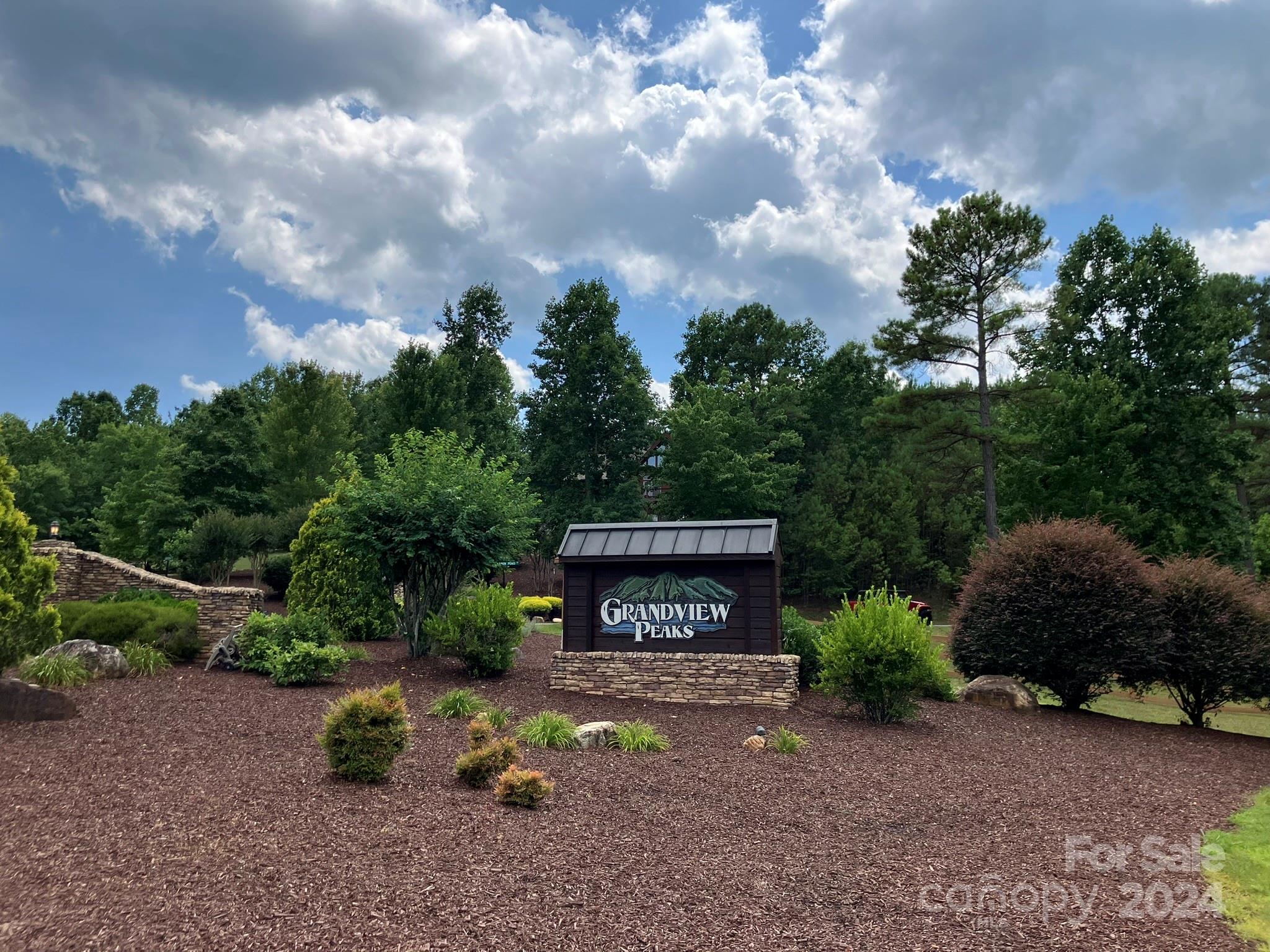 Grandview Peaks - Land