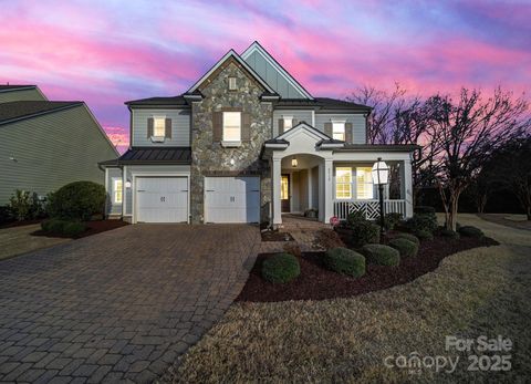 8912 Blakeney Drive Charlotte NC 28277